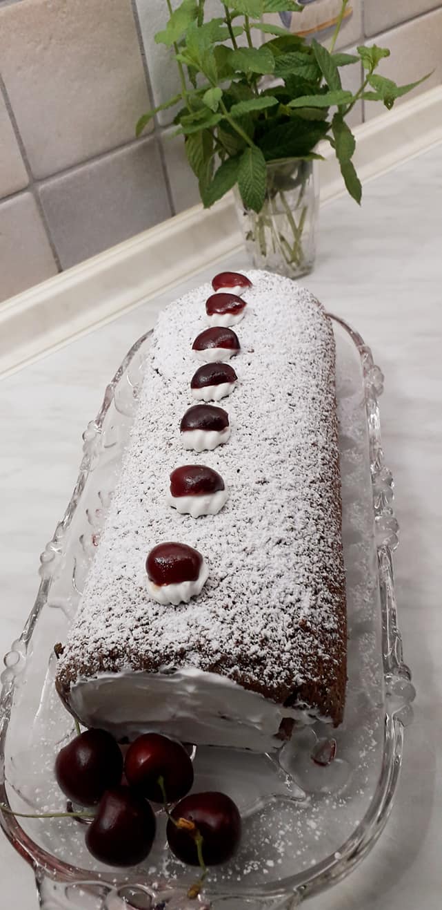 Σοκολατένιος κορμός με άχνη