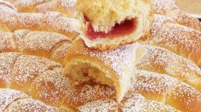 Croissant Fluffy Cake: Το κέικ από κρουασάν που θα σας ξετρελάνει!