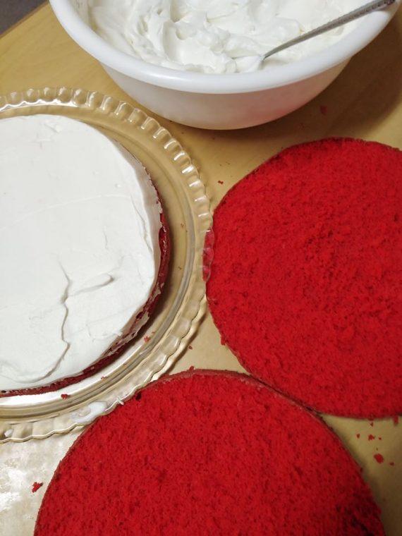 Τούρτα Red Rose: Η απόλυτη λουλουδένια τούρτα με απλά υλικά
