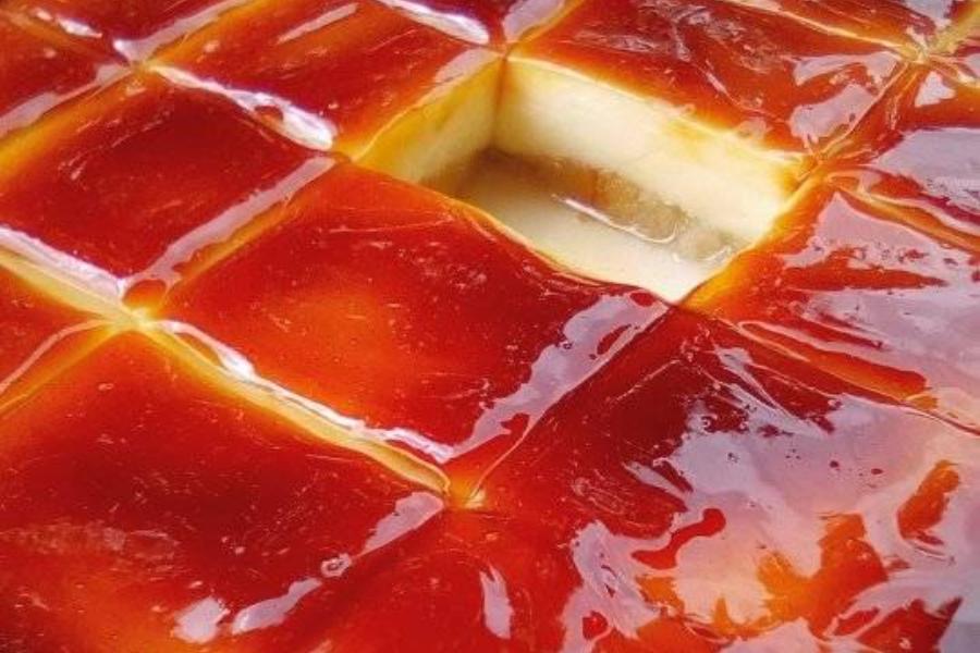 Γλυκό ψυγείου με καραμέλα, φρυγανιές και κρέμα - Εύκολο και δροσερό Γλυκό ψυγείου με καραμέλα, φρυγανιές και κρέμα - Εύκολο και δροσερό