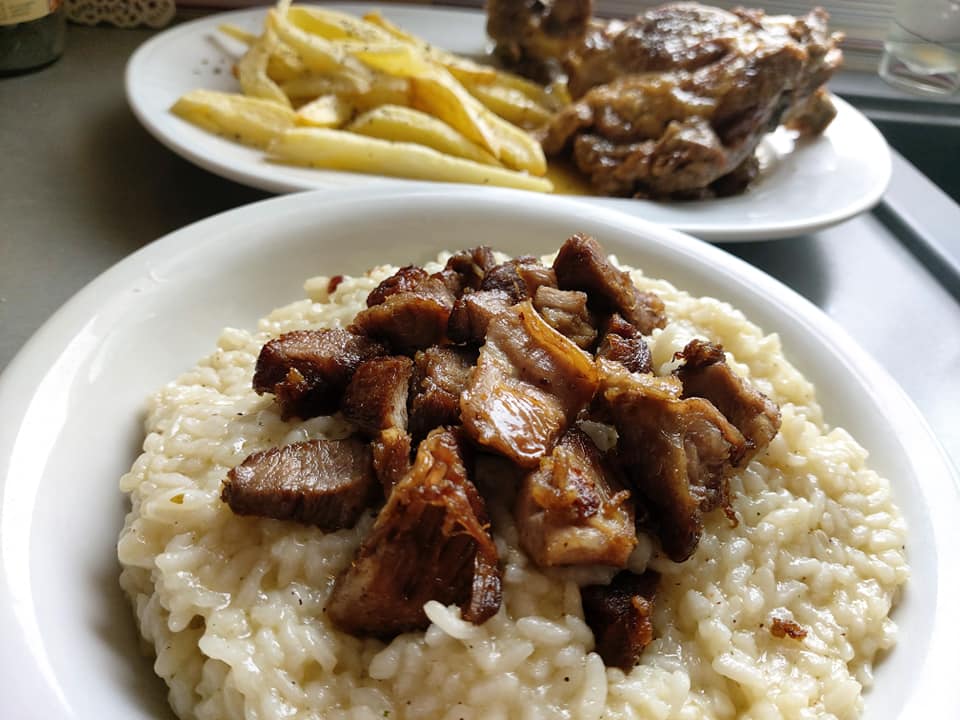 Κρητικό τσιγαριαστό κατσίκι