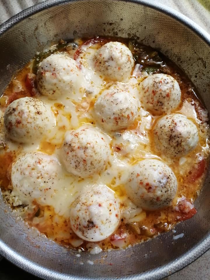 πολίτικο σαγανάκι με αυγά πολίτικο σαγανάκι με αυγά