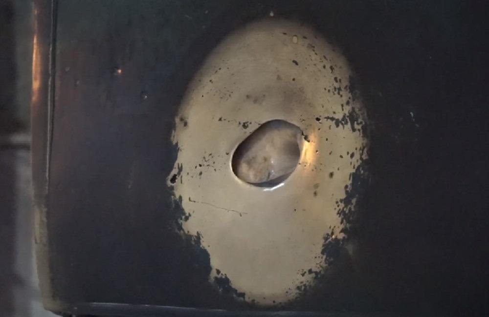 Η «δακρύζουσα κολώνα» στην Αγία Σοφία: Χριστιανοί & Μουσουλμάνοι την θεωρούν θαυματουργή! Ποια είναι η ιστορία της; Η «δακρύζουσα κολώνα» στην Αγία Σοφία: Χριστιανοί & Μουσουλμάνοι την θεωρούν θαυματουργή! Ποια είναι η ιστορία της;