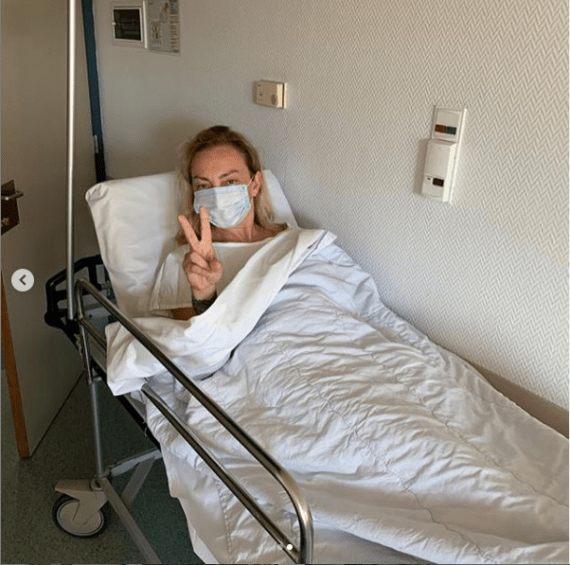 Στο νοσοκομείο η Ρουλά Ρέβη: Μην αμελείτε τις εξετάσεις σας
