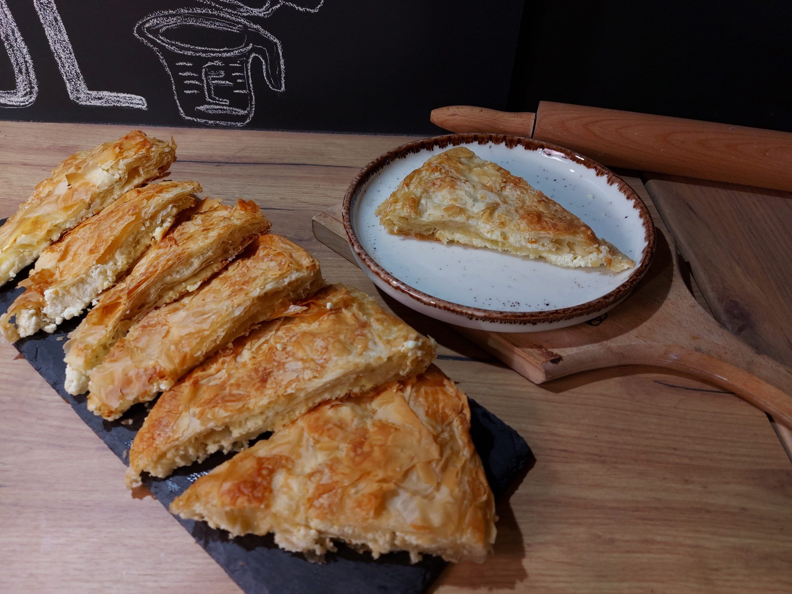 Τυρόπιτα με φύλλο κρούστας