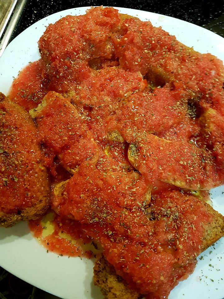 Κεφαλονίτικη ριγανάδα Κεφαλονίτικη ριγανάδα