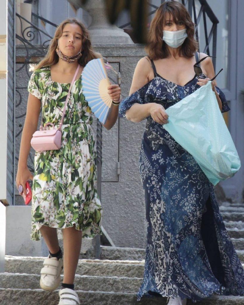 Μπελούτσι με κ0ρη