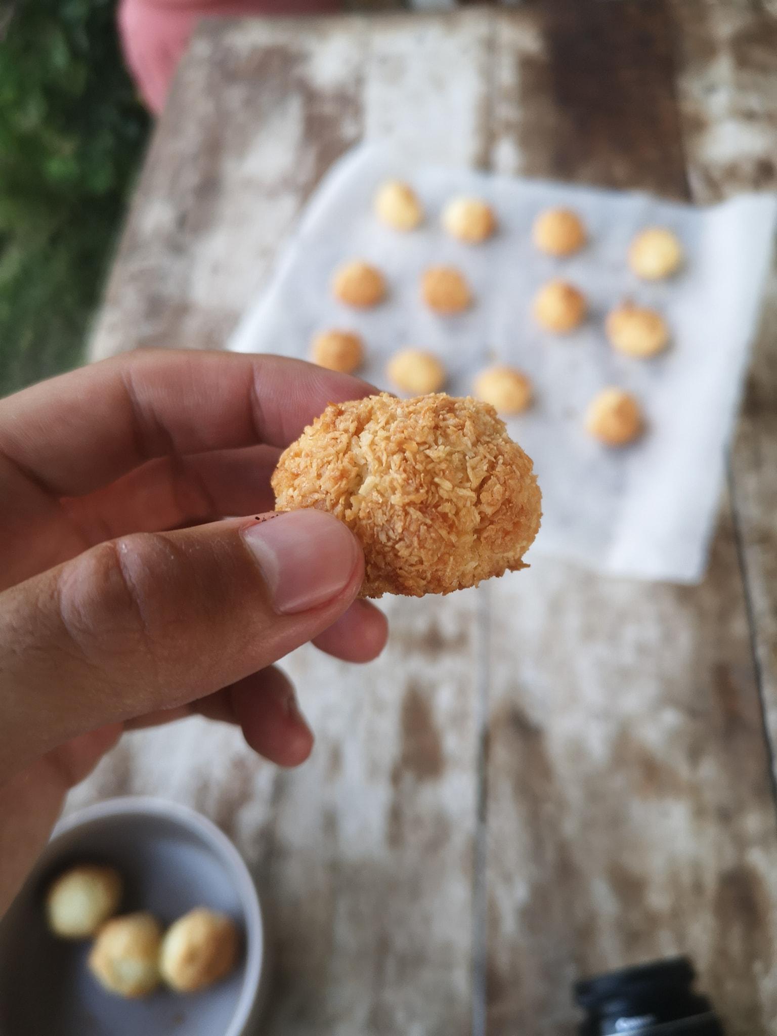 Μπισκότα ινδοκάρυδου χωρίς μίξερ