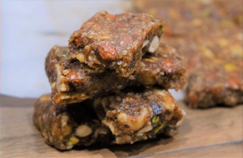 Ενεγειακές μπάρες με ξηρούς καρπούς