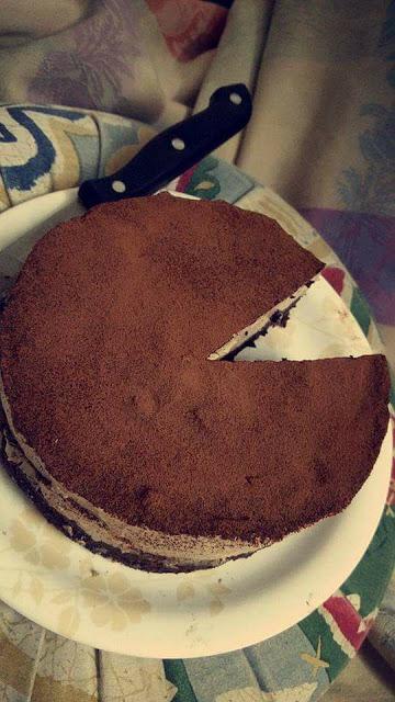 αφράτο ζουμερό τιραμισού με παντεσπάνι