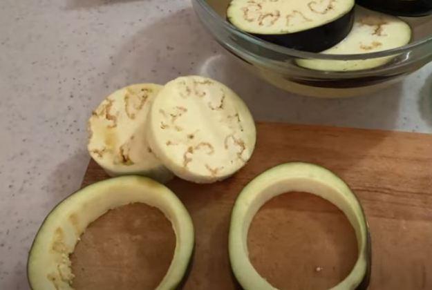 φωλιές μελιτζάνας ψίχα