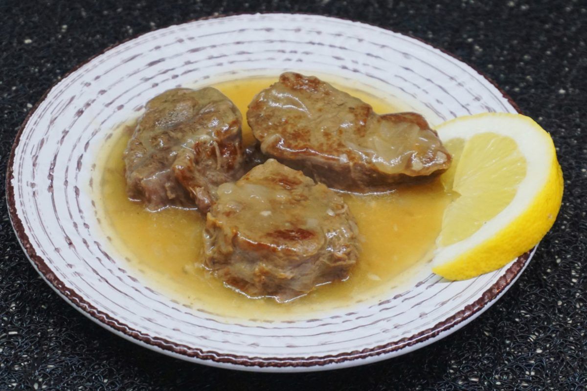 Το λεμονάτο της αρχάριας: Μοσχάρι λεμονάτο με χυλωμένη σάλτσα από απλά υλικά