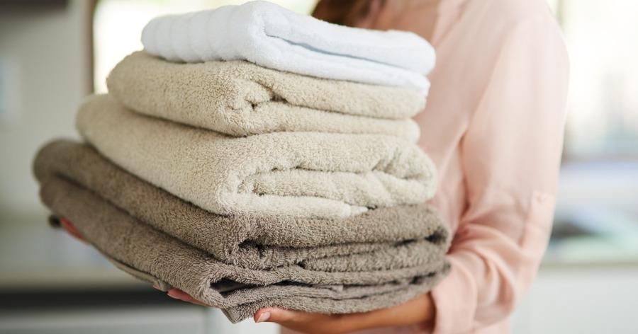 5 έξυπνα κόλπα που θα κάνουν τις πετσέτες σας να μυρίζουν υπέροχα & να διατηρούνται σαν καινούριες