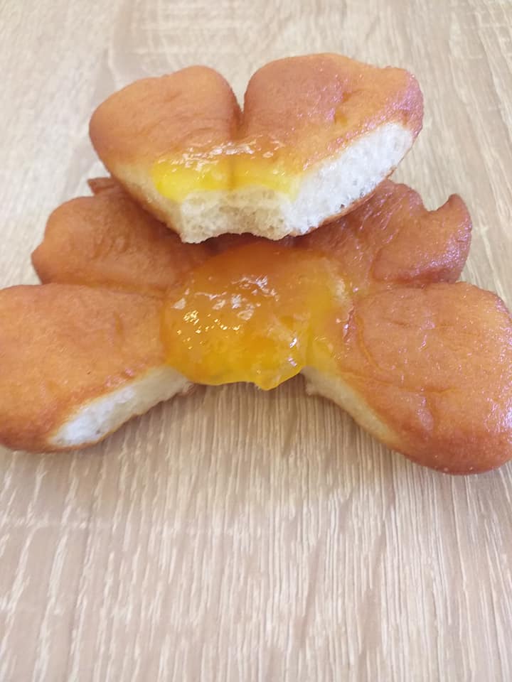 Μπισκότα Fried Flowers σκέτη γλύκα! Με μαρμελάδα της αρεσκείας μας!