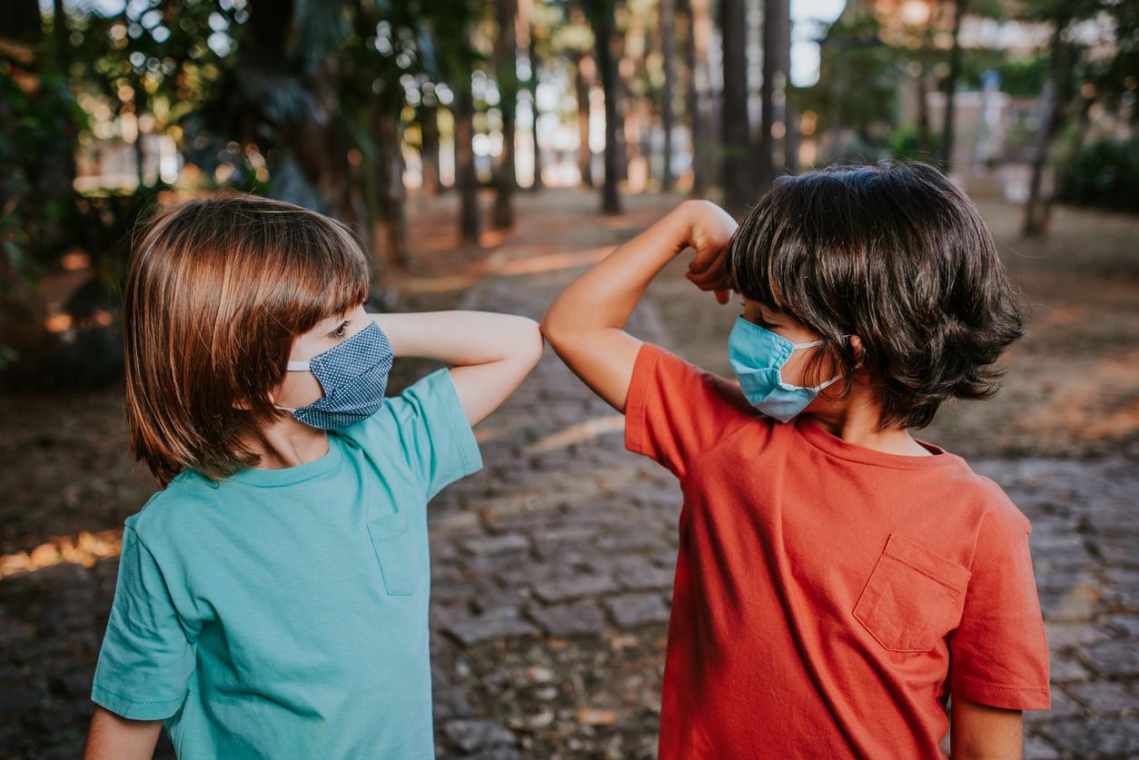 10 συμβουλές για να φορούν τα παιδιά μάσκα στο σχολείο χωρίς να διαμαρτύρονται