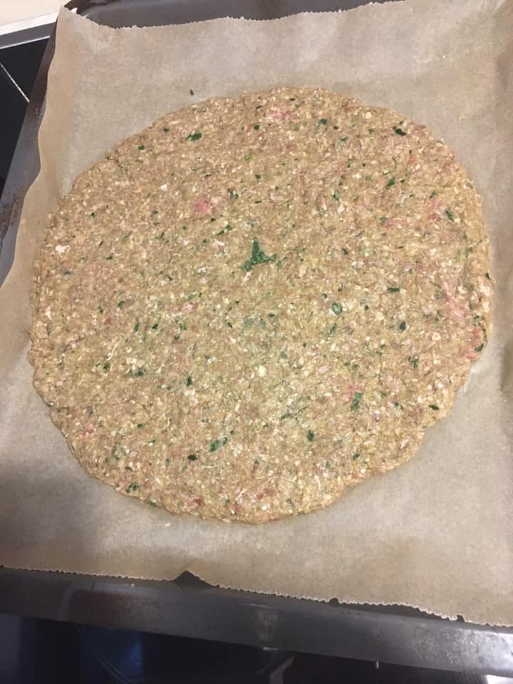 Τούρτα burger γενεθλίων γι' αυτούς που αγαπούν τα burger