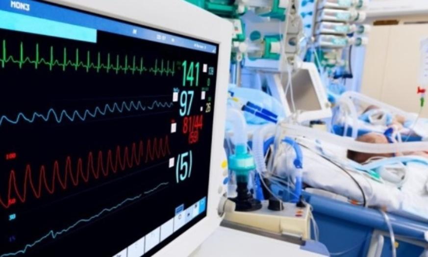 Λαρίσα: Σε κρίσιμη κατάσταση το αγοράκι που πνίγηκε με το πορτοκάλι