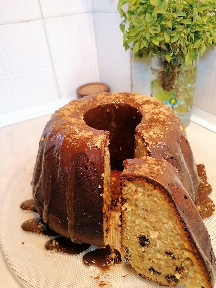 Σπιτικό κέικ γιαουρτιού με γεύση μπισκότο. Θα ξετρελαθούν τα παιδιά.