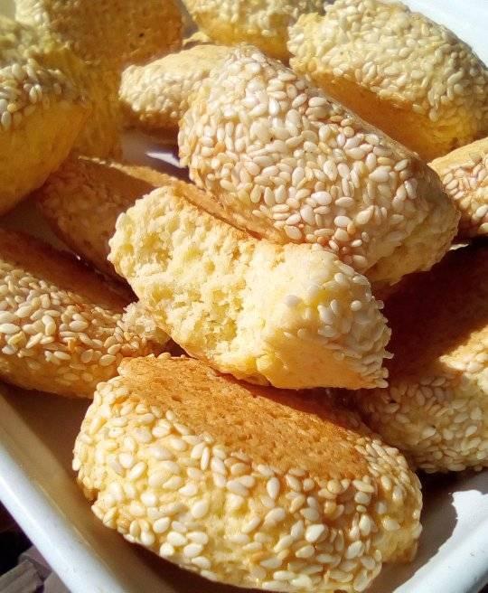 μπισκότα βουτύρου με σουσάμι
