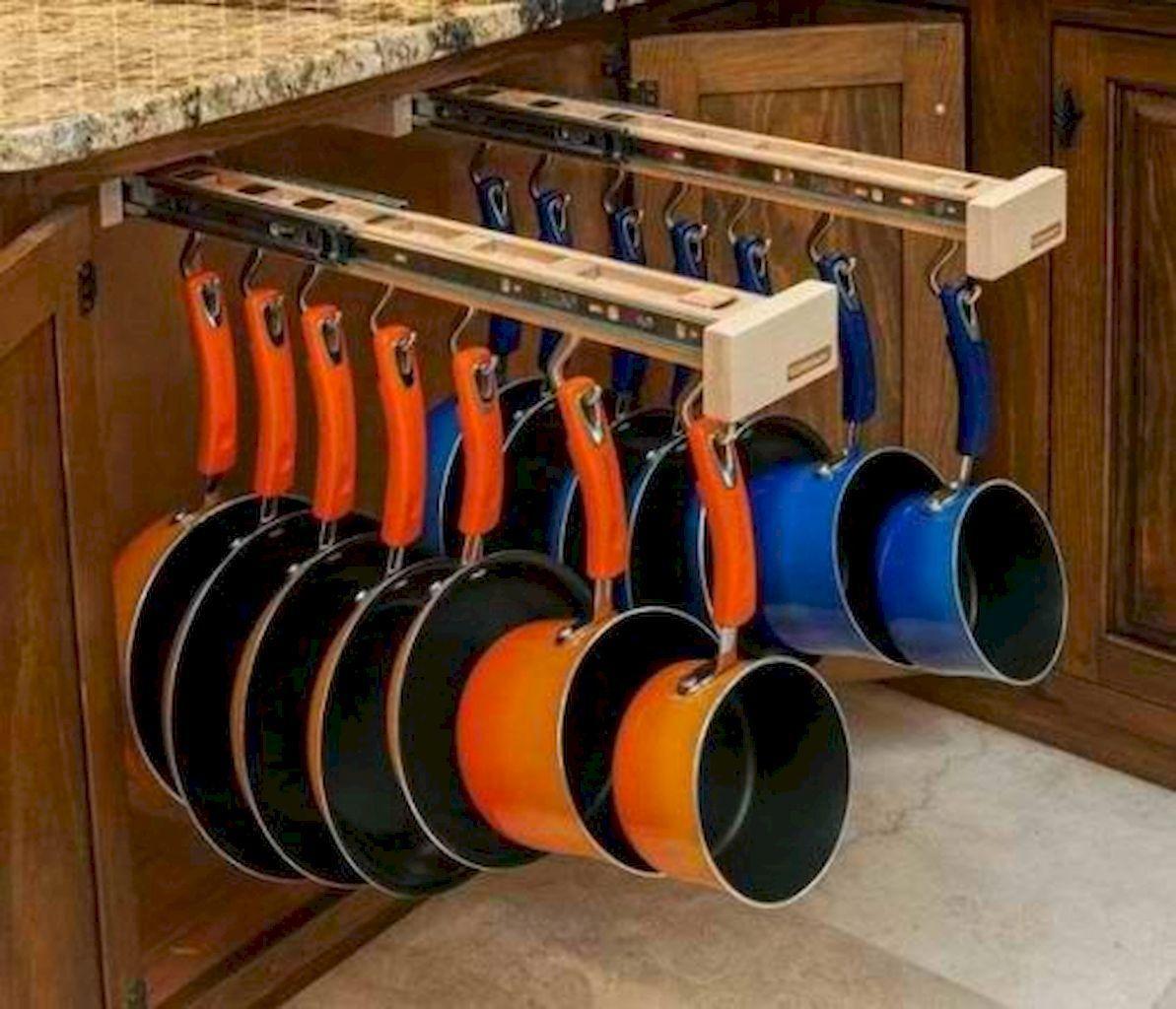 15 τρόποι να οργανώσεις τα τηγάνια & τις κατσαρόλες σου στα ντουλάπια της κουζίνας! 15 τρόποι να οργανώσεις τα τηγάνια & τις κατσαρόλες σου στα ντουλάπια της κουζίνας!