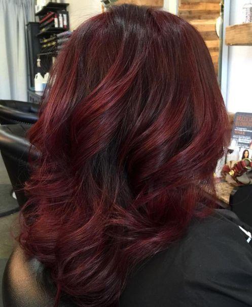 eggplant hair: μπαλαγιάζ σε μελιτζανί αποχρώσεις