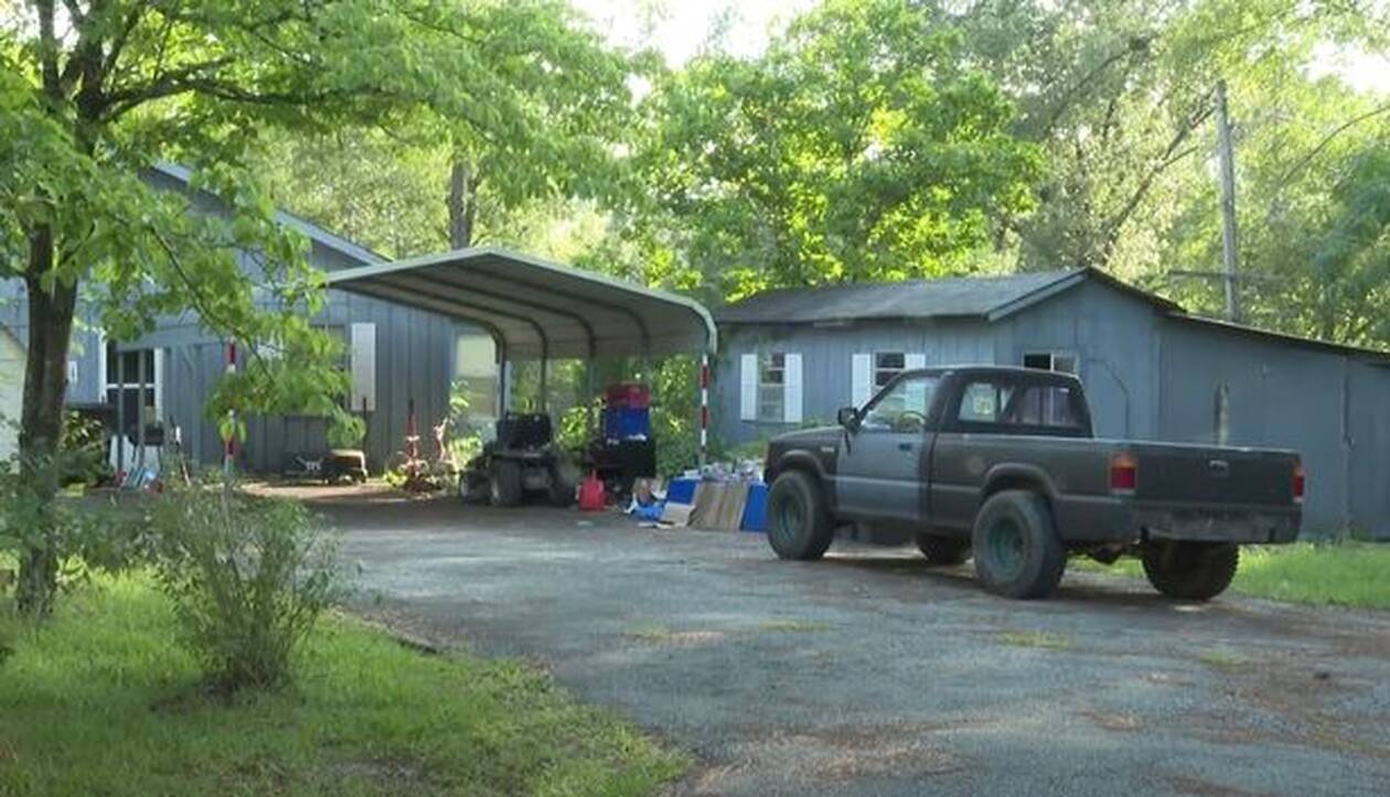 12 άχρονη έχασε τη ζωή της από ψείρες – Συνελήφθησαν οι γονείς 12 άχρονη έχασε τη ζωή της από ψείρες – Συνελήφθησαν οι γονείς