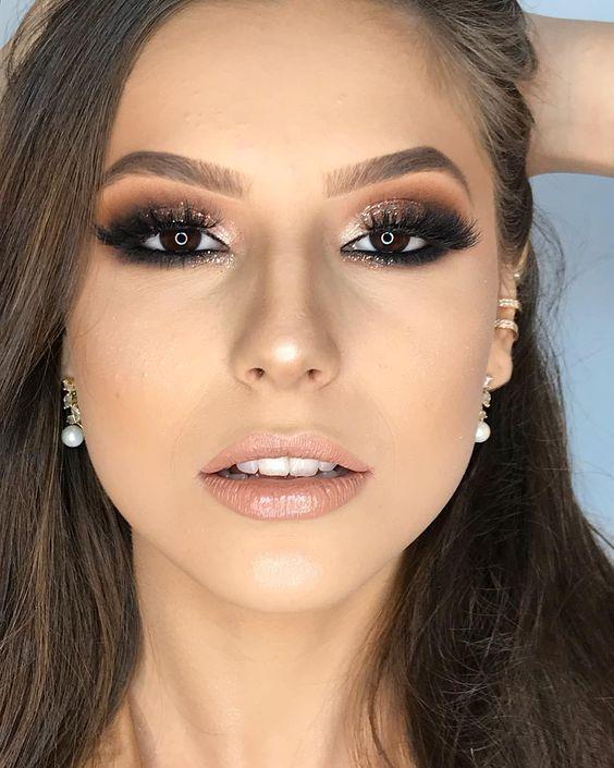 Μακιγιάζ σε γήινες αποχρώσεις 