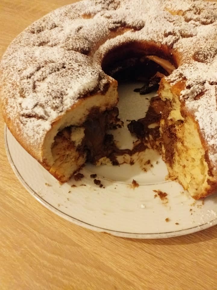 Γεμιστό Μπριός με Νουτέλα συνταγή