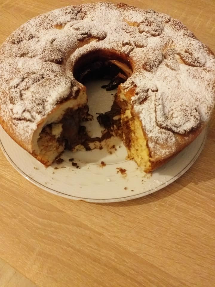 Γεμιστό Μπριός με Νουτέλα συνταγή