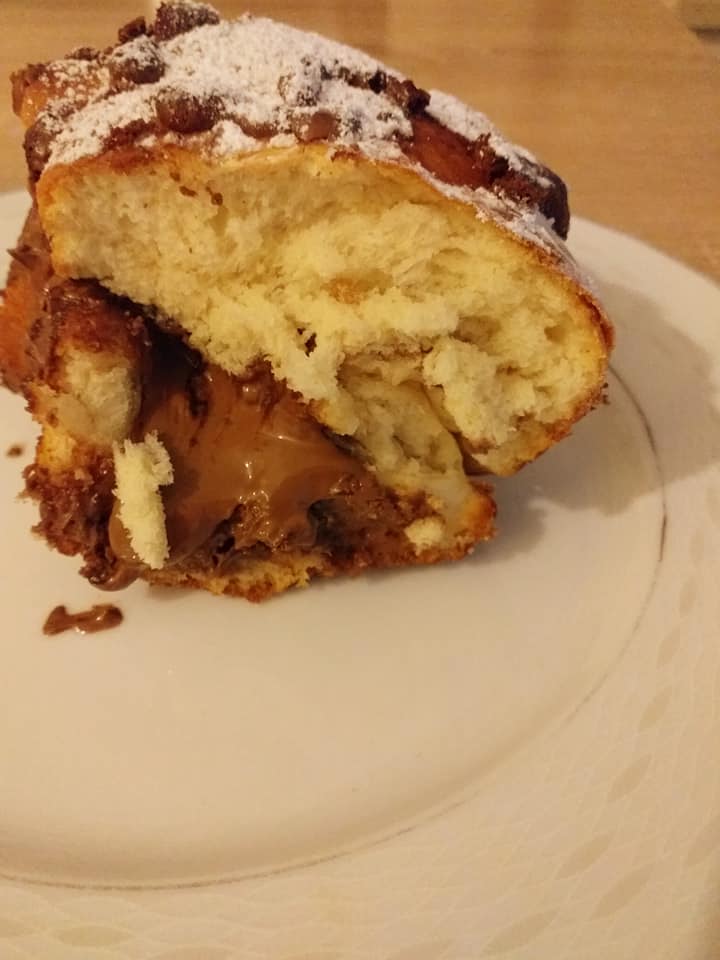 Γεμιστό Μπριός με Νουτέλα συνταγή