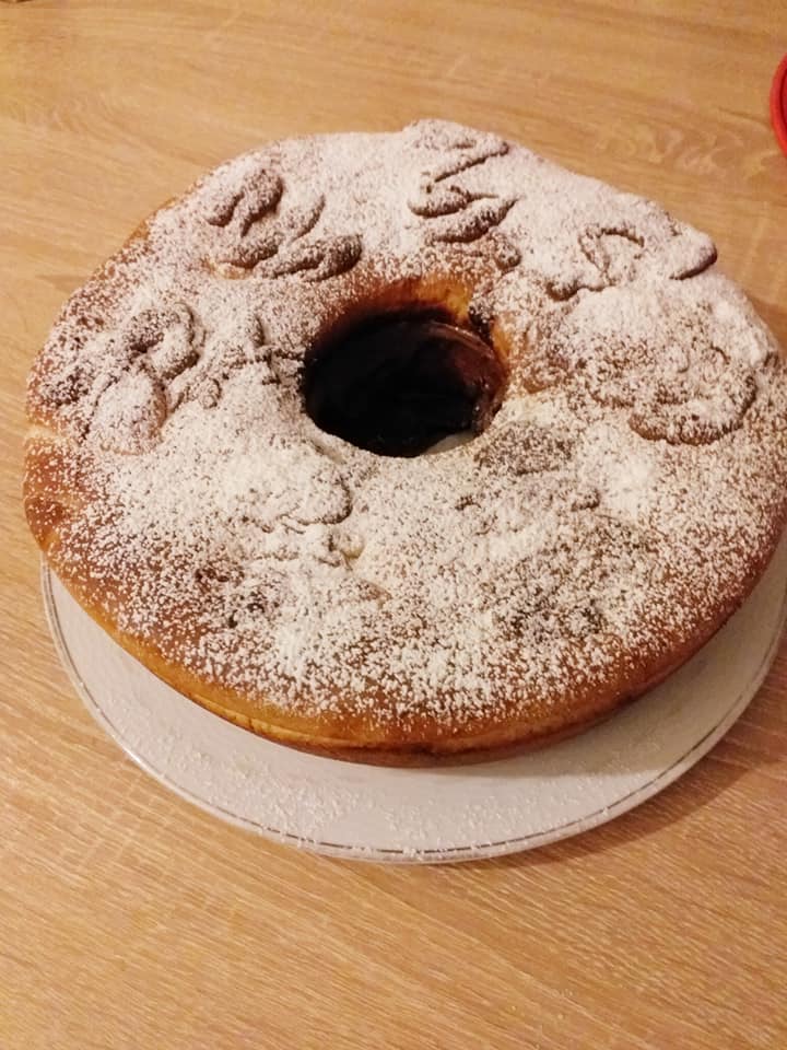 Γεμιστό Μπριός με Νουτέλα συνταγή