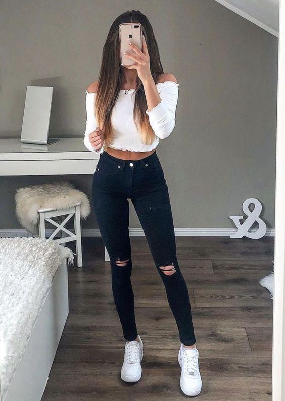 Τάσεις στα γυναικεία jean παντελόνια: σκούρο jean παντελόνι ψηλοκάβαλο