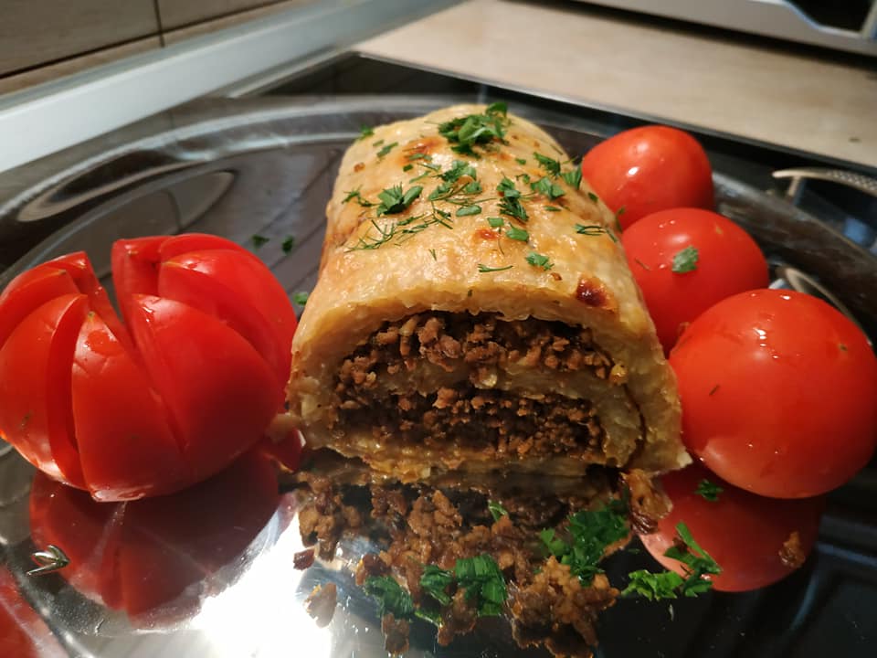 συνταγή για ρολά πατάτας με γέμιση κιμά