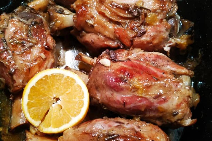 Κότσι χοιρινό στη γάστρα με πορτοκάλι μέλι και μουστάρδα Συνταγή για υπέροχο κότσι χοιρινό στη γάστρα – Σκέτο λουκούμι