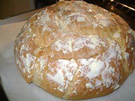 τηγανιά ψημένη σε καρβελάκι με τυριά συνταγή