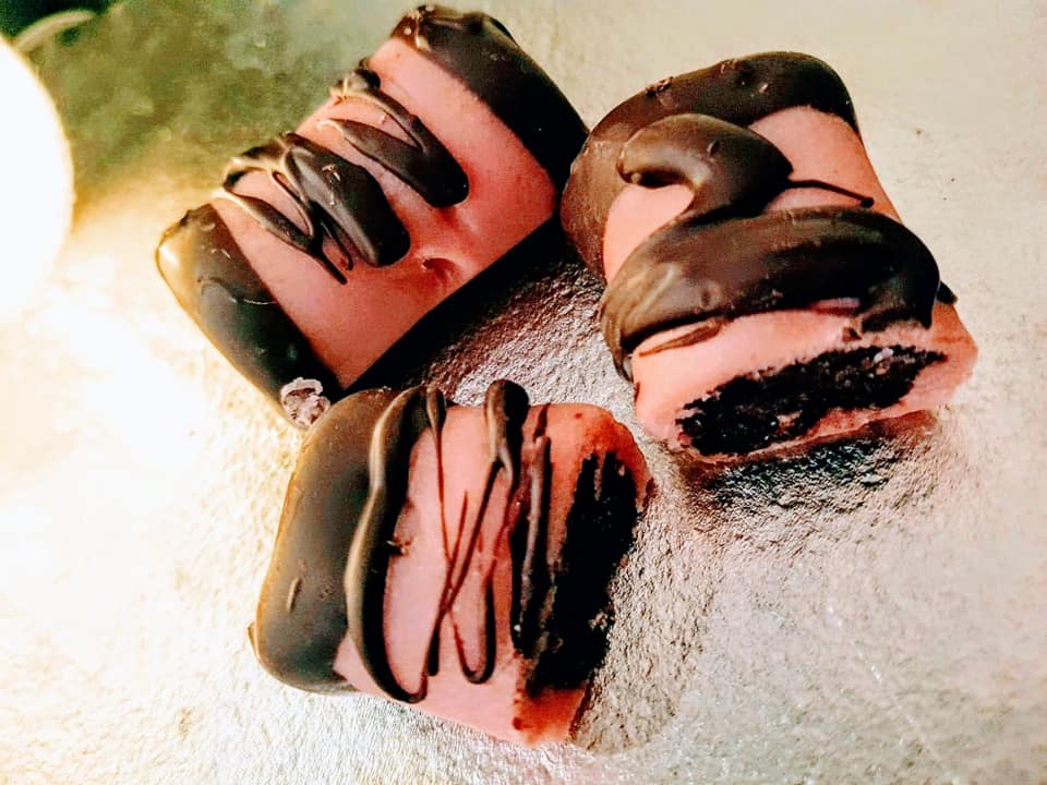 Dammsugare: Σουηδικά ατομικά γλυκά με αμυγδαλόπαστα 