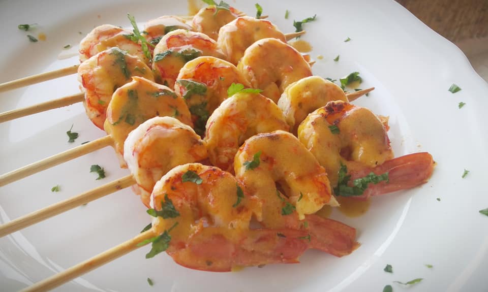 Γαρίδες σουβλάκι με σάλτσα μουστάρδας συνταγή