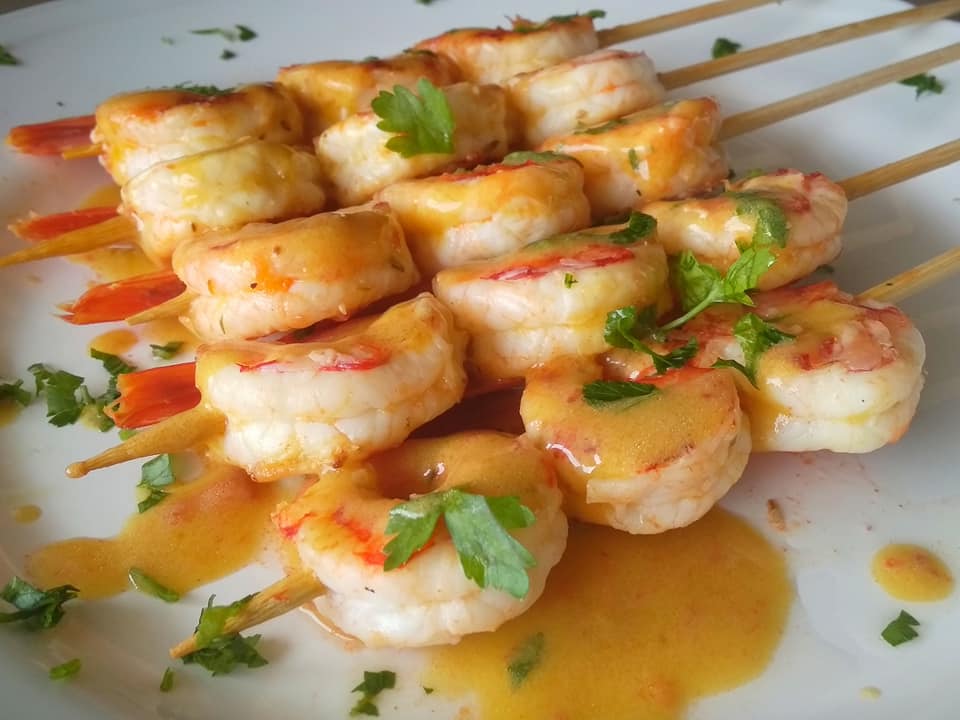 Γαρίδες σουβλάκι με σάλτσα μουστάρδας συνταγή