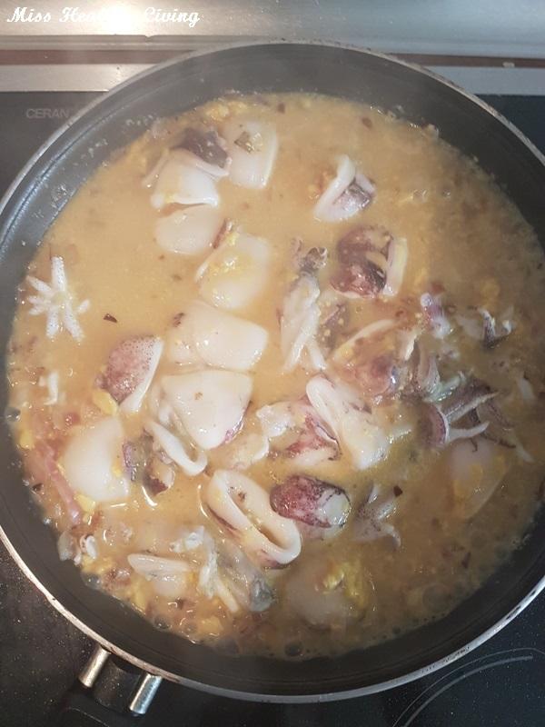 Συνταγή για καλαμαράκια λεμονάτα με μουστάρδα Συνταγή για καλαμαράκια λεμονάτα με μουστάρδα