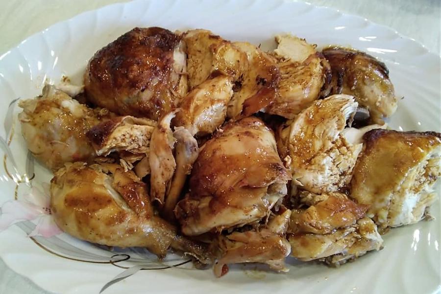 Κοτόπουλο με σκόρδο & κρασί στη γάστρα – Τέλεια συνταγή