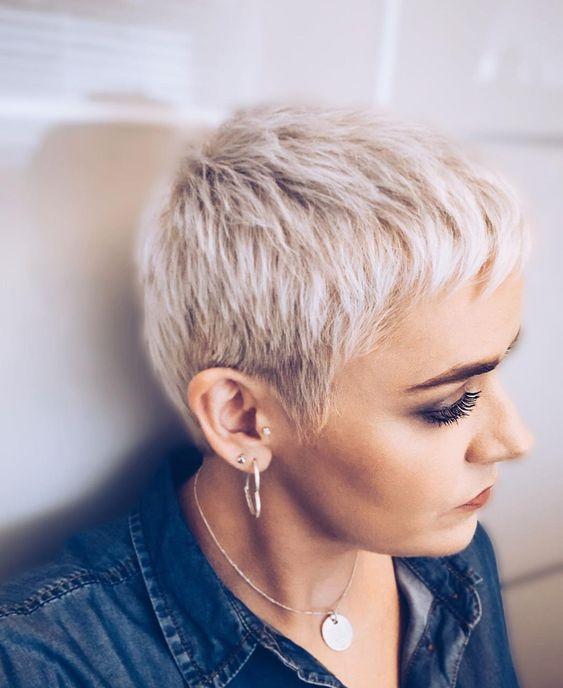 15 ιδέες για μοντέρνα χτενίσματα & κουρέματα για τον Νοέμβριο 15 ιδέες για μοντέρνα χτενίσματα & κουρέματα για τον Νοέμβριο