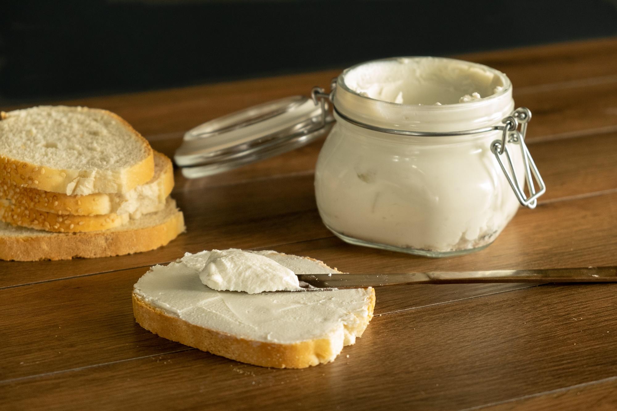 Φτιάξτε τυρί κρεμά τύπου Philadelphia από το Live Kitchen Φτιάξτε τυρί κρεμά τύπου Philadelphia από το Live Kitchen