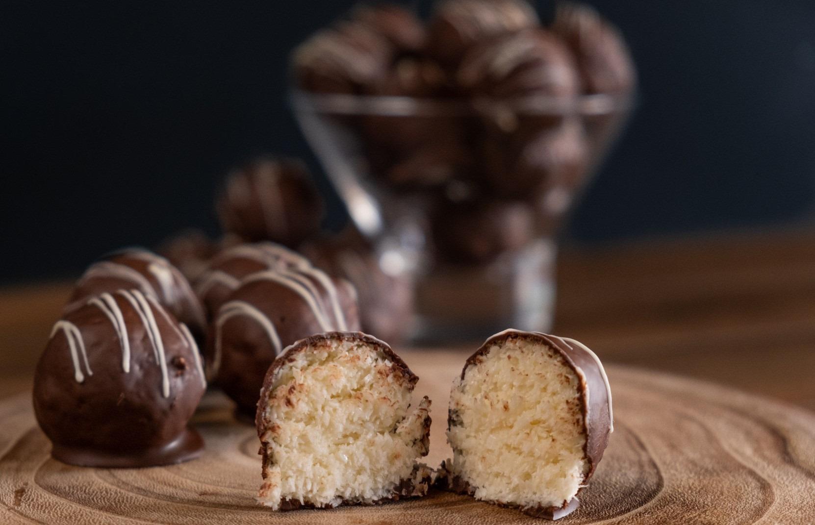 Γεμιστά σοκολατάκια με μόνο 4 υλικά συνταγή