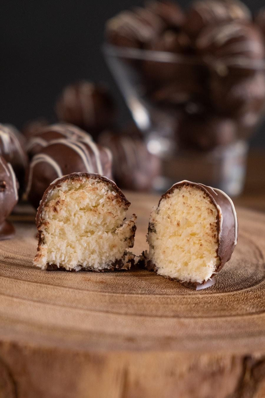 Γεμιστά σοκολατάκια με μόνο 4 υλικά συνταγή