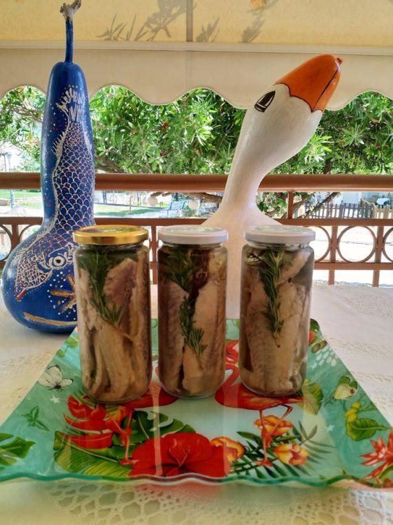 Τονολακέρδα παστή με θυμάρι και δεντρολίβανο από τηSofia kara