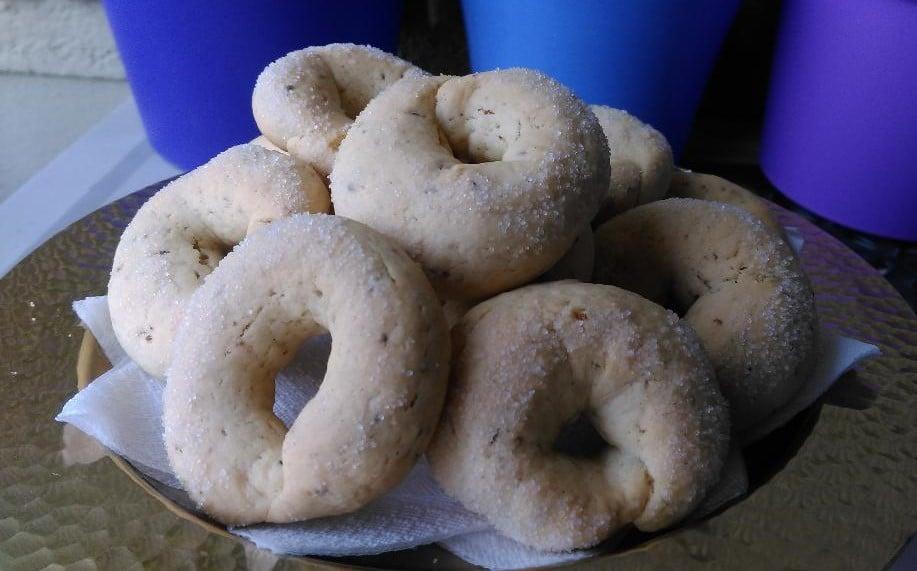 Ιταλικά κουλουράκια ciambelline al vino e anice με γλυκάνισο Ιταλικά κουλουράκια ciambelline al vino e anice με γλυκάνισο