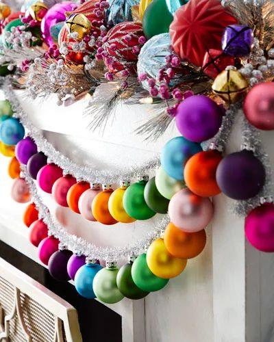  Χριστουγεννιάτικες γιρλάντες με χριστουγεννιάτικες μπάλες για το δέντρο 