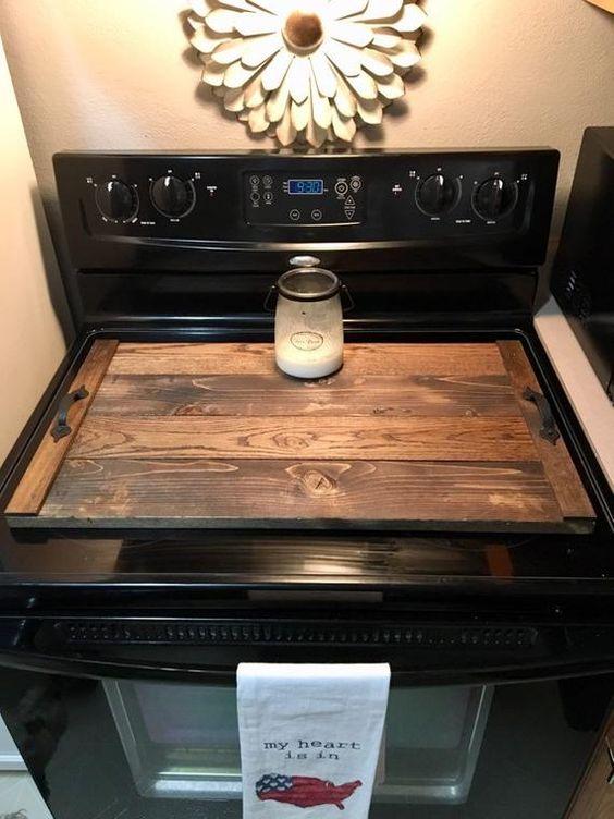 ξύλινο κάλυμμα για τον φούρνο από παλιά ντουλάπια ξύλινο κάλυμμα για τον φούρνο από παλιά ντουλάπια