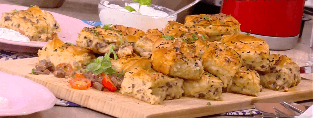 Πικάντικη σουτζουκόπιτα με φύλλο κρούστας από την Κατερίνα Λένη συνταγή