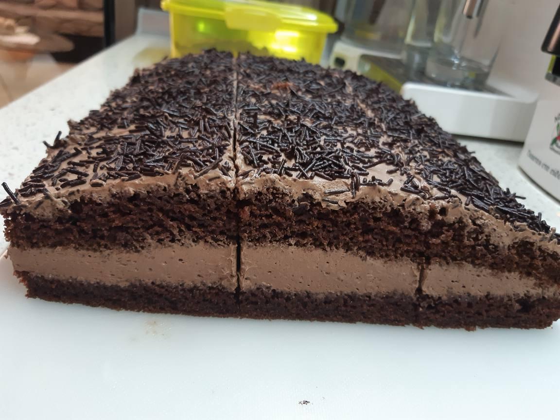 Brigadeiro: Συνταγή για σοκολατένιο γλυκό ταψιού